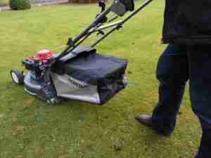 grass cutting Baldock