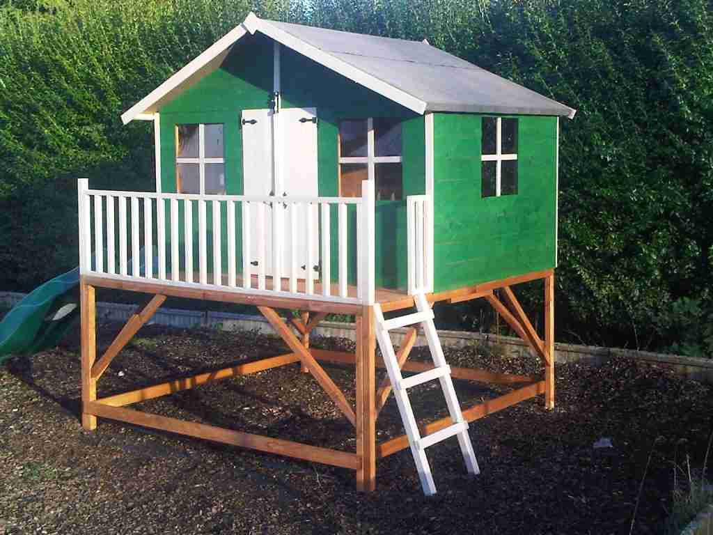 Assemble playhouse Baldock