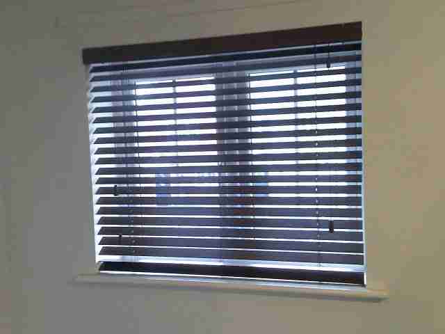 fit venetian blind Shefford